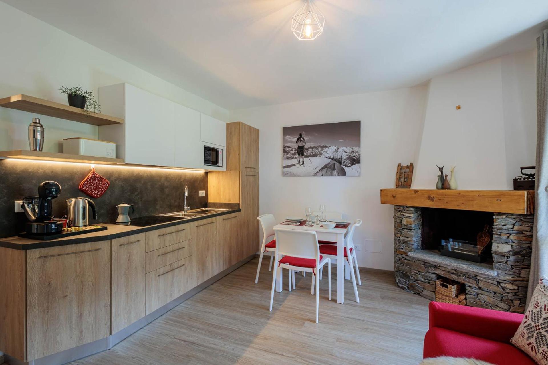 Revo Apartments - Rocca Fiorita 阿帕里卡 外观 照片
