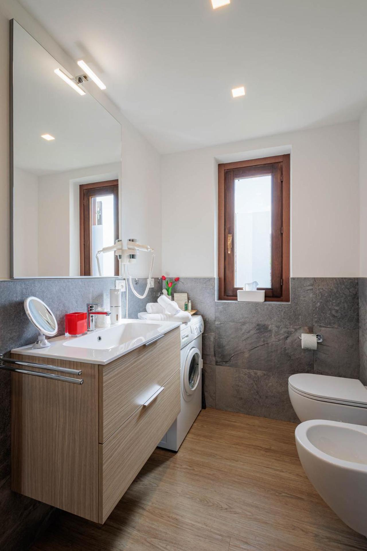 Revo Apartments - Rocca Fiorita 阿帕里卡 外观 照片